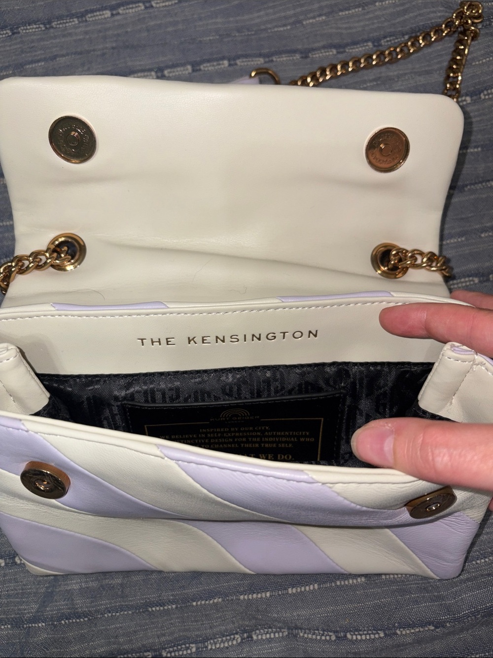 Kurt Geiger Lavender & Cream Diagonal Stripe Chain Crossbody - Picture 2 of 3